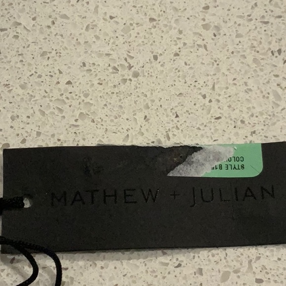 NWT Mathew and Julian card holder - Picture 3 of 3
